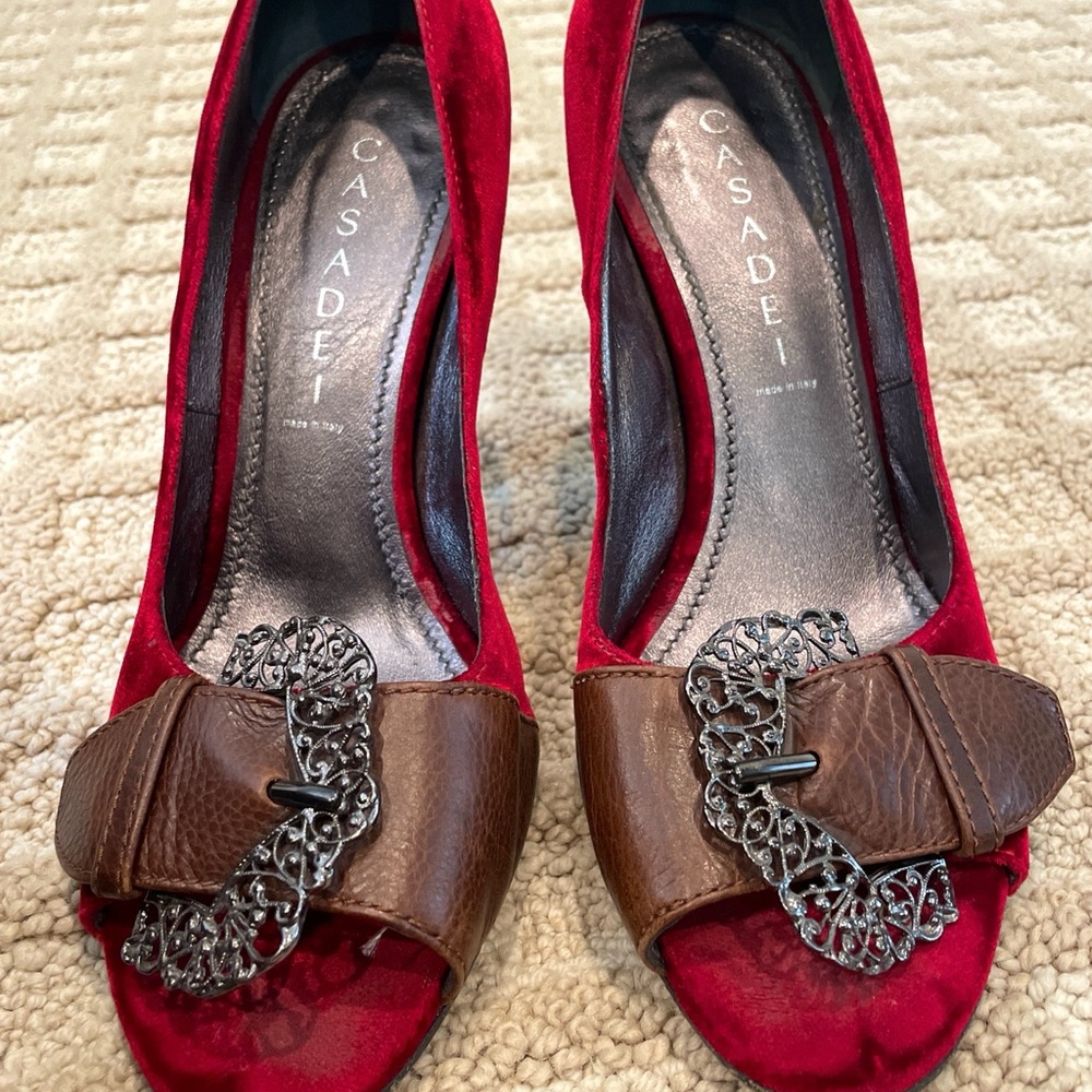 Casadei velvet heels with BEAUTIFUL brown leather and grey hardware buckle